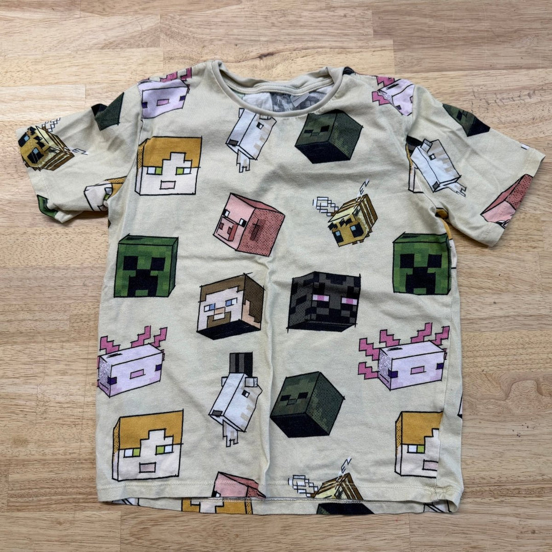 H&M Minecraft Shirt – 6–8Y | Wash & Fade Wear - Nest and Sprout - Consignment