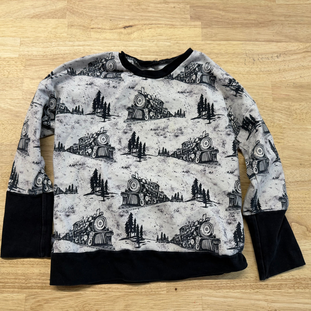 Cedars Closet Grow With Me Shirt – Est. 4–6Y | Train Print