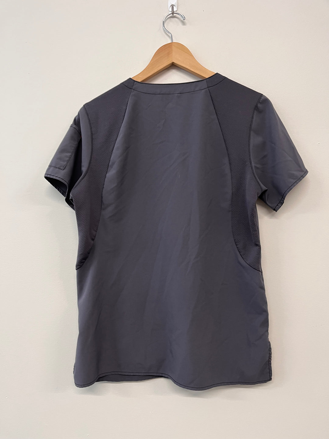 Carhartt Size Medium Maternity Scrub Top