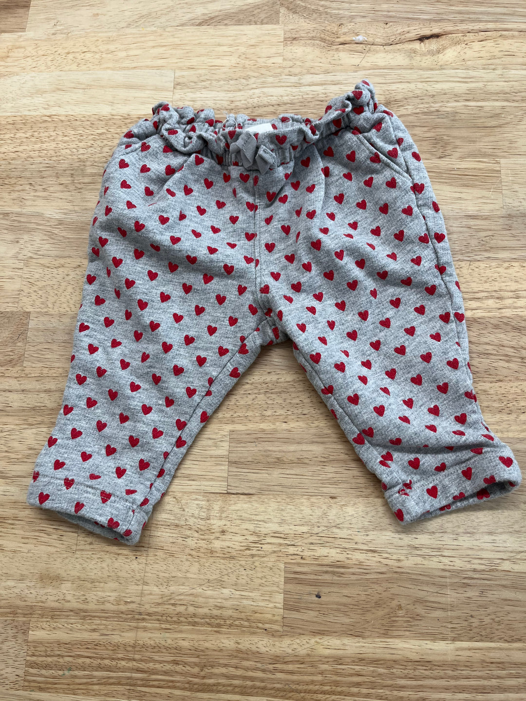 Gap 3-6M Sweatpants - Grey with Hearts