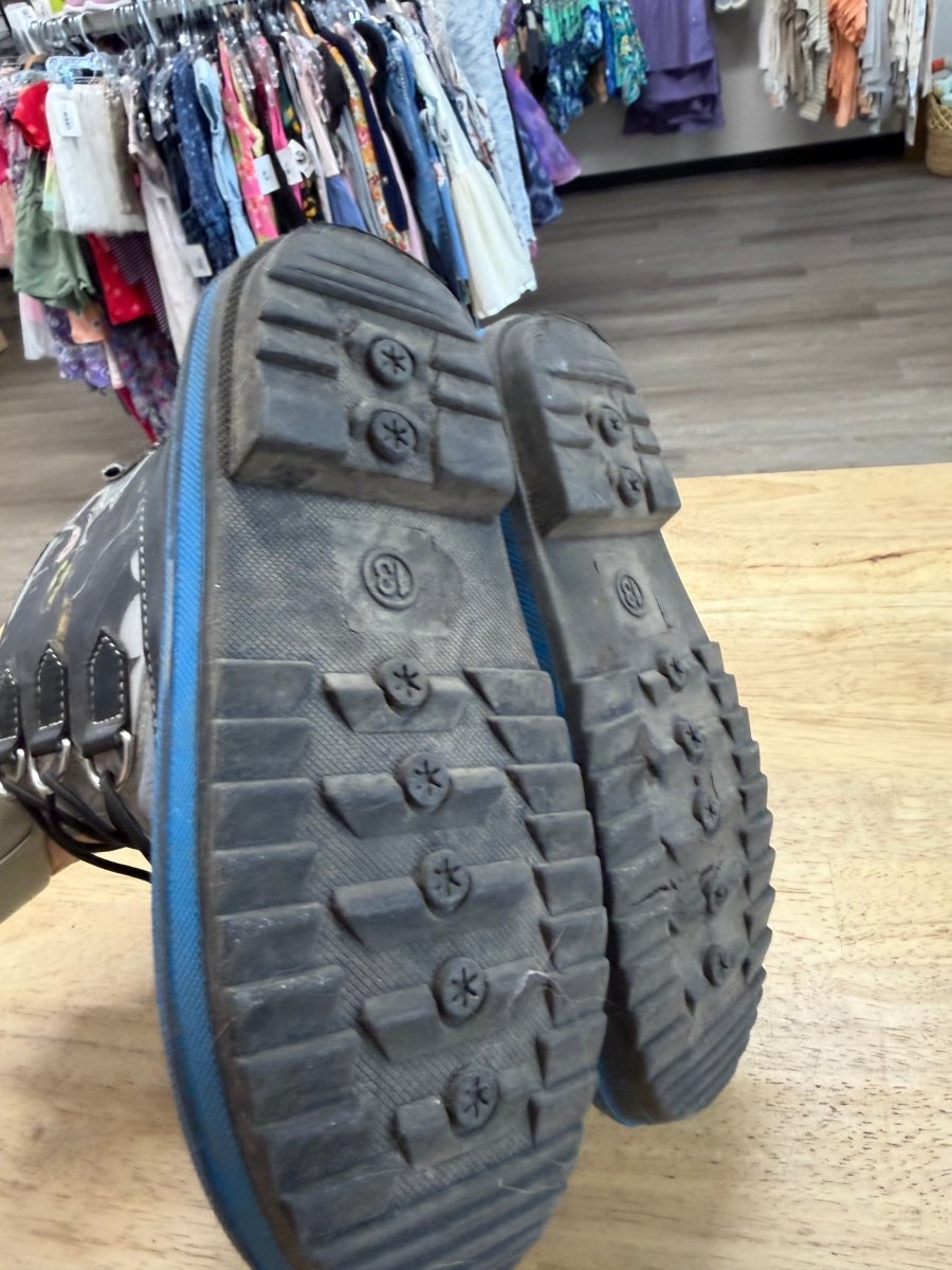 Winter Boots – Size 13 | Batman Flash Style