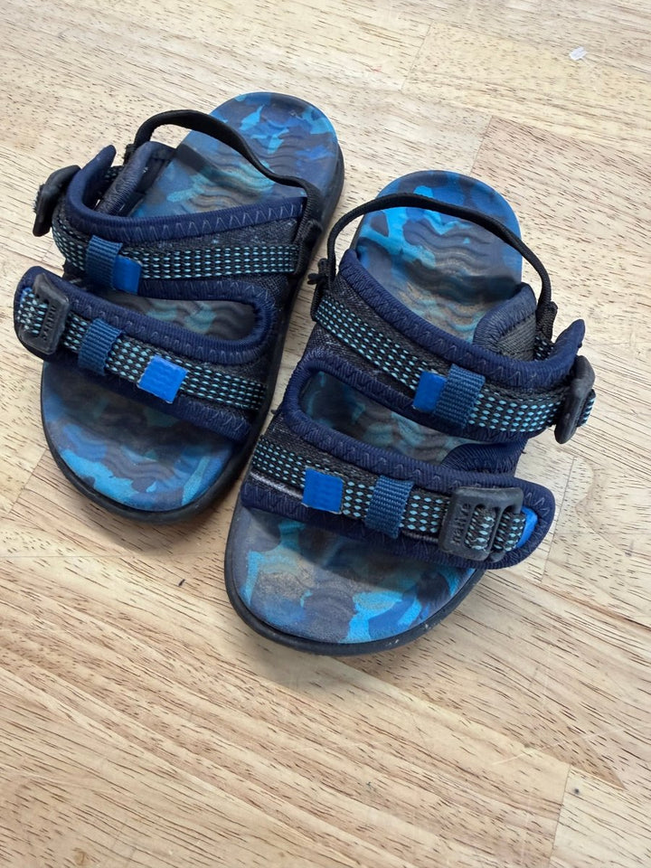 Native Sandals – Size C7 | Navy & Blue Camo Strappy - Nest and Sprout - Consignment