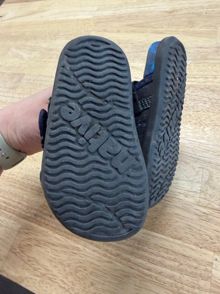 Native Sandals – Size C7 | Navy & Blue Camo Strappy - Nest and Sprout - Consignment