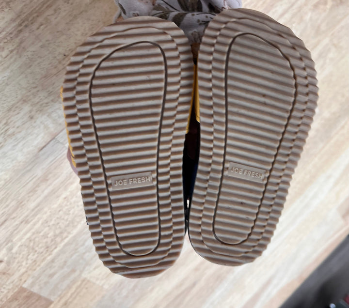 Joe Fresh Size 6 Sandals - Blue/Yellow