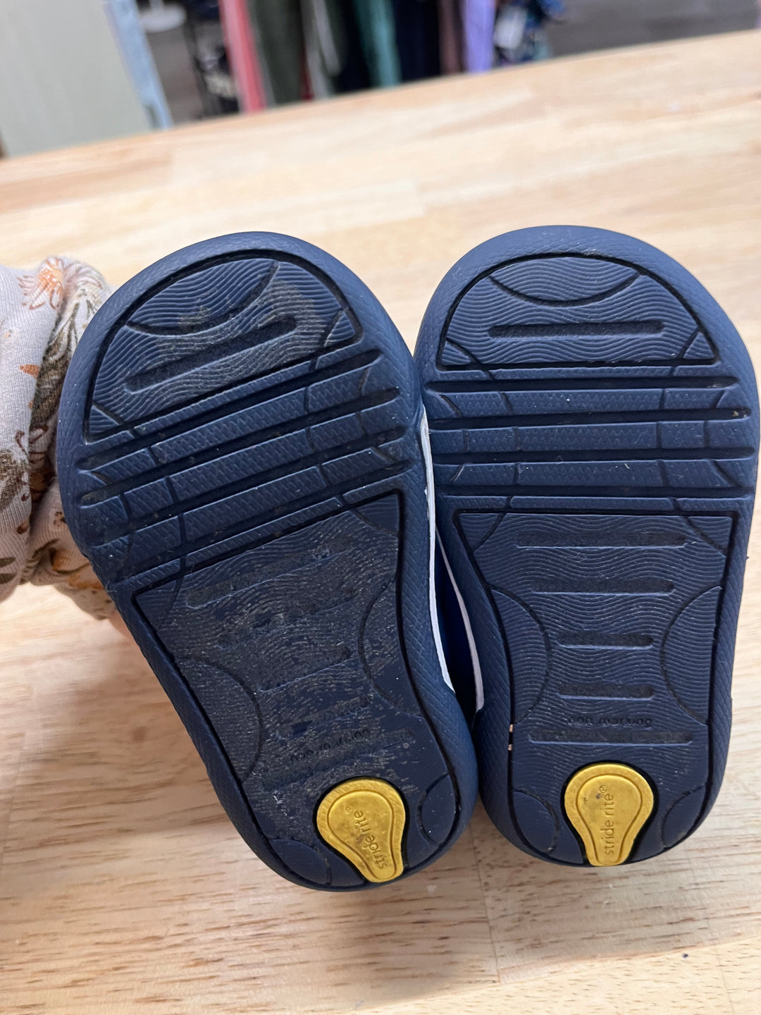 Stride Rite Size 4 Sneakers - Blue