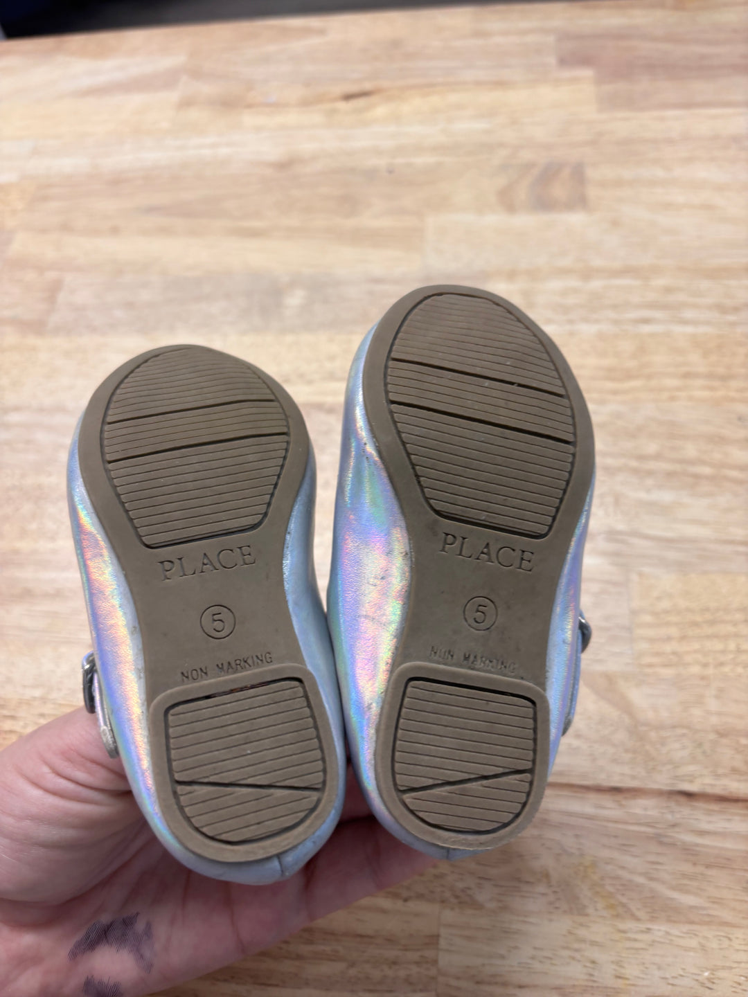 Children’s Place Dress Shoes – Size 5