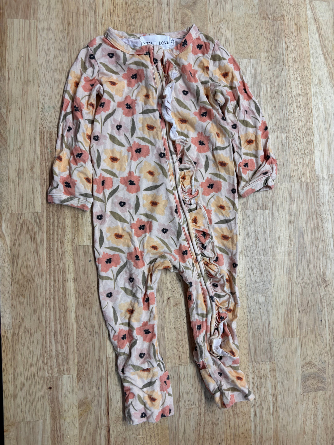 Tal & Love Sleeper – Peach Floral Footless – 3-6M