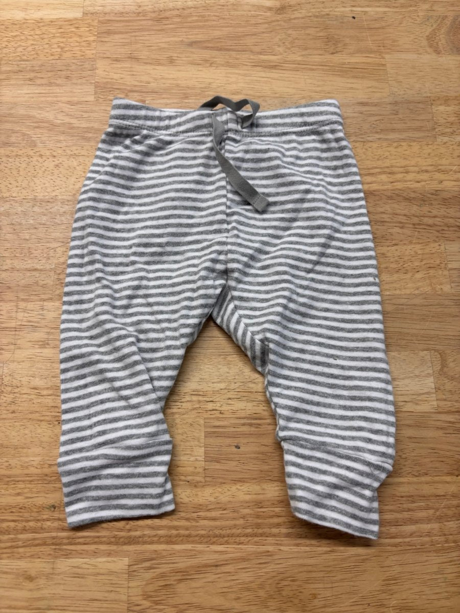 Baby Gap Striped Leggings – Grey/White – 3 - 6M - Nest and Sprout - Consignment