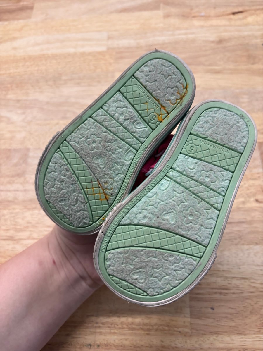 Circo Mary Jane Sneakers – Size 5 - Nest and Sprout - Consignment
