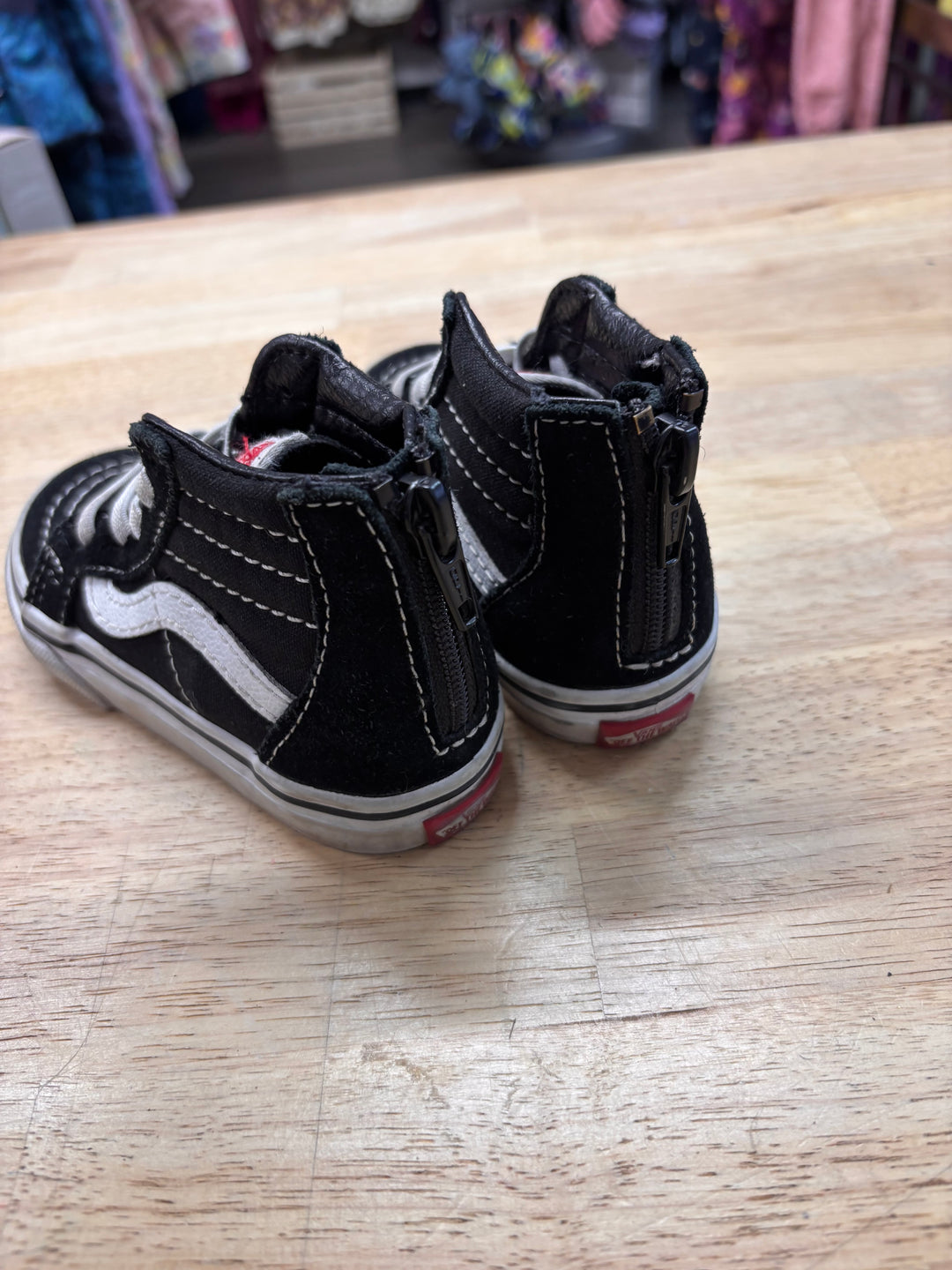 Vans High-Top Sneakers 7/8T – Black