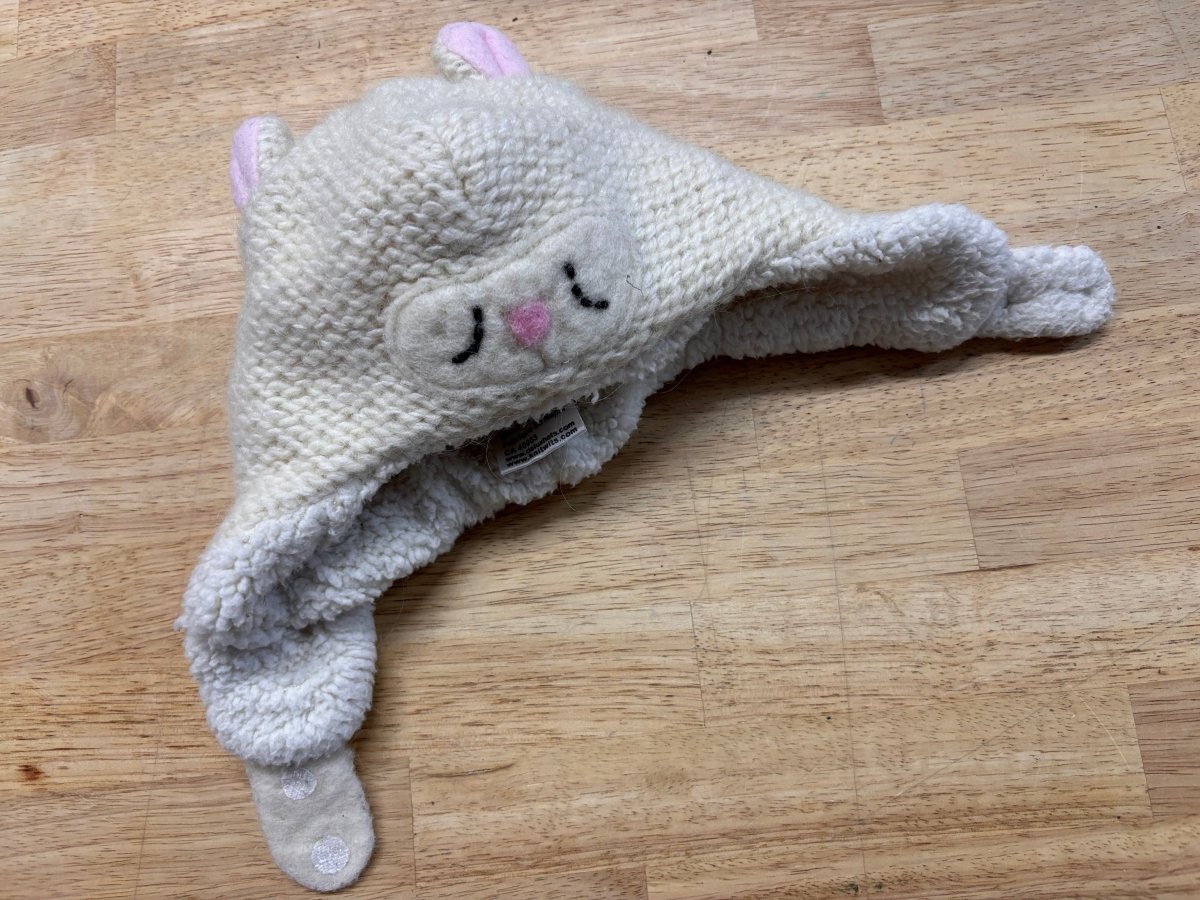 Knitwits Wool Sheep Hat – 12–24M - Nest and Sprout - Consignment