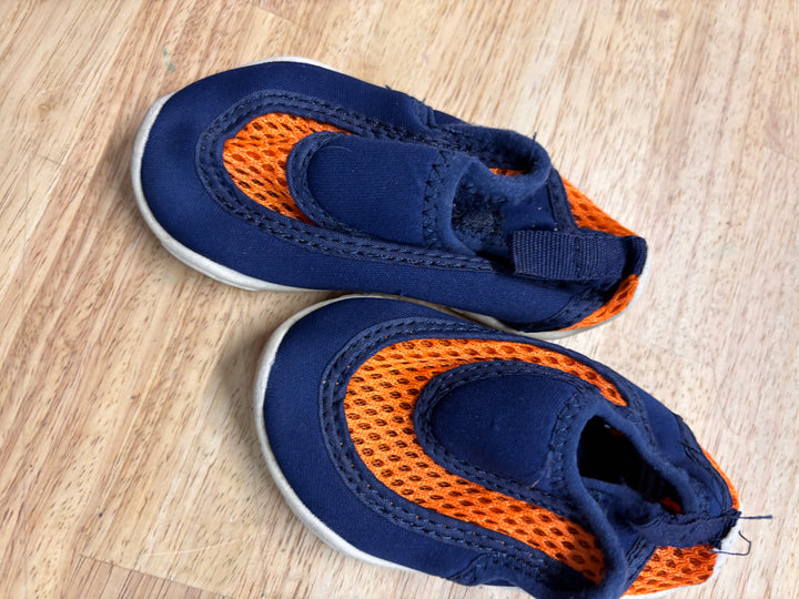 Joe Fresh Water Shoes – Size Small