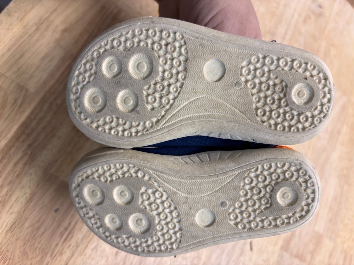 Joe Fresh Water Shoes – Size Small - Nest and Sprout - Consignment