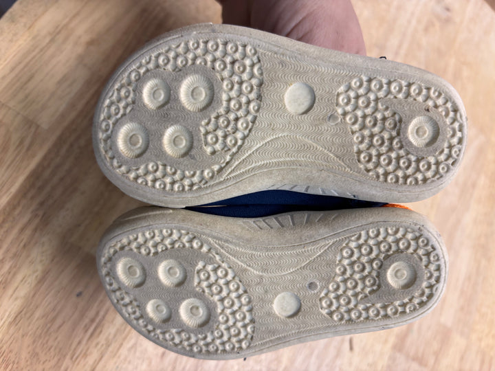 Joe Fresh Water Shoes – Size Small