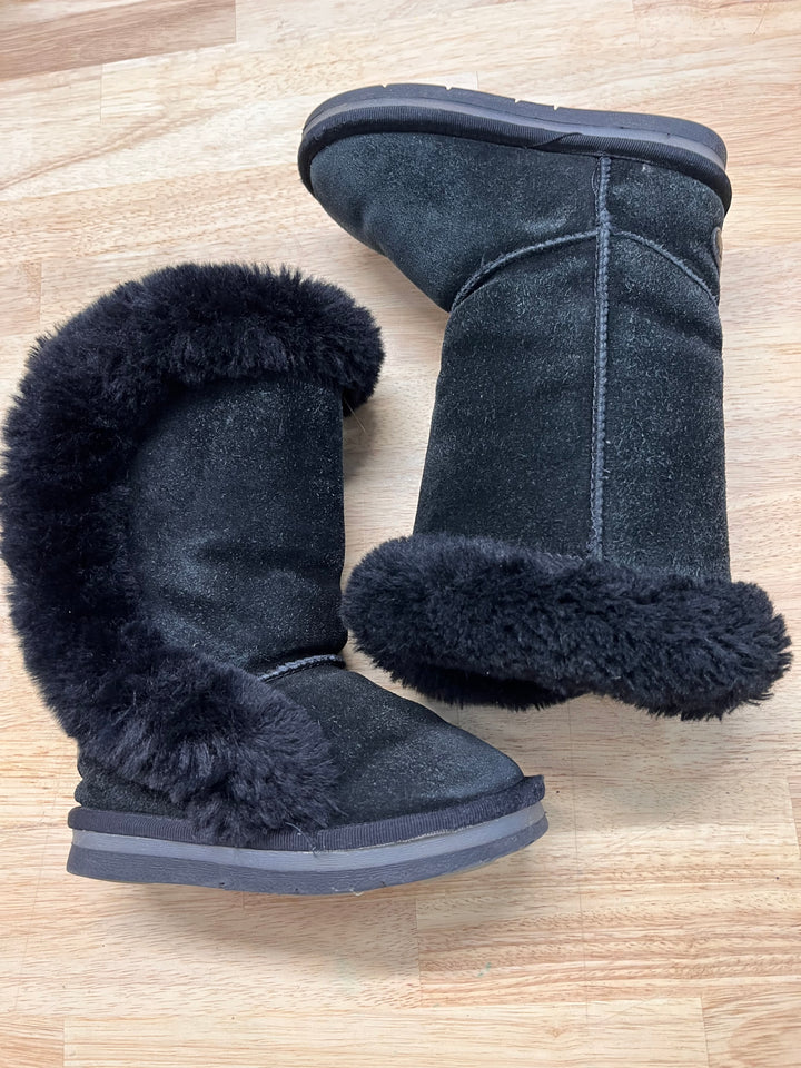 Ma Lü Winter Boots – (Size 10)