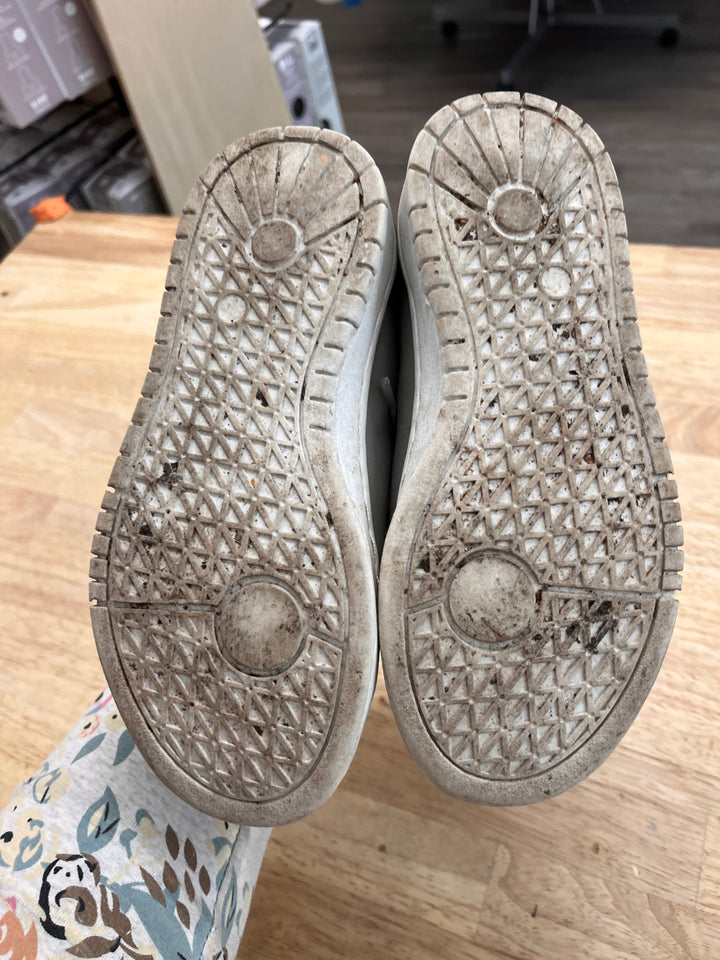 Mexx Size 13 – Tie-Up Sneakers