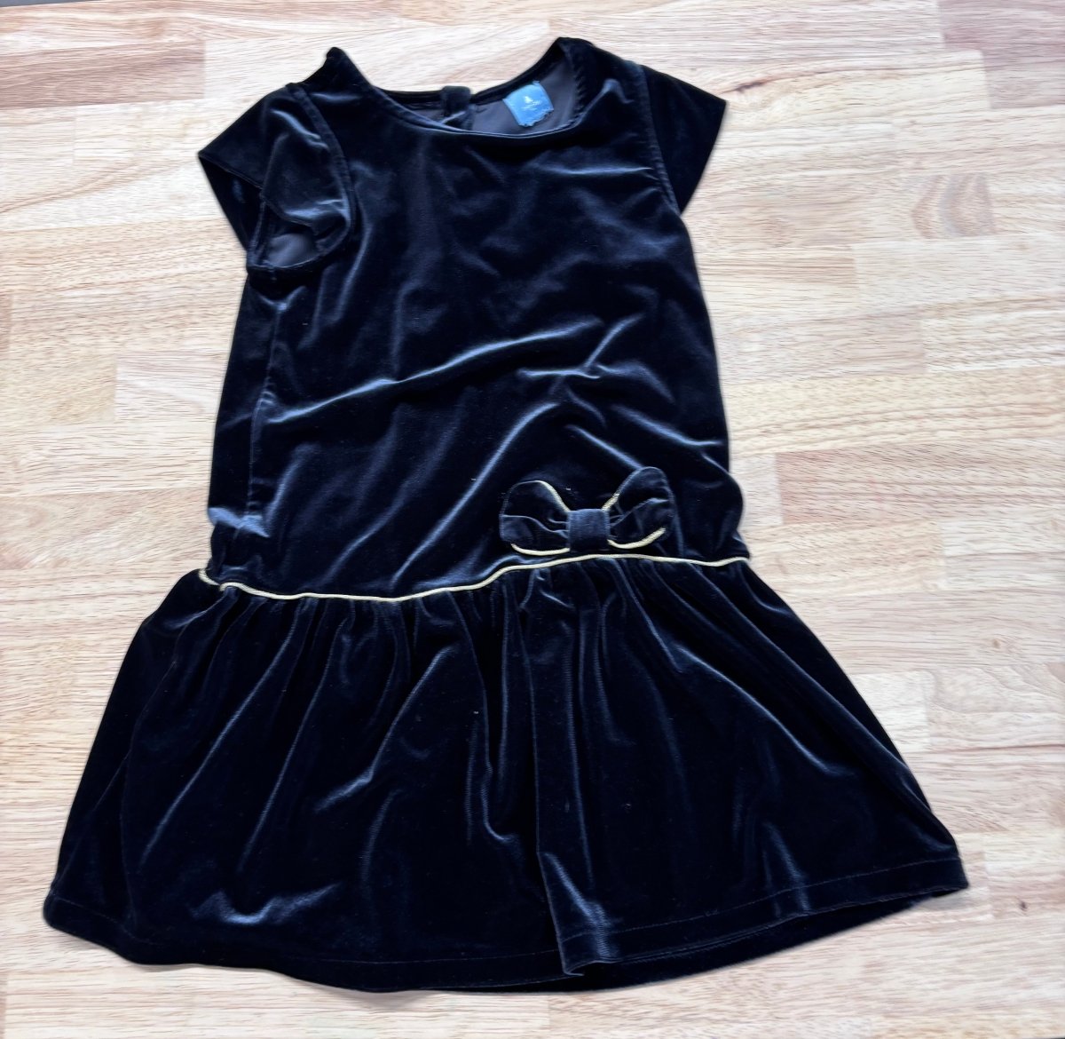 Gap Velvet Dress (Size 4) - Nest and Sprout - Consignment