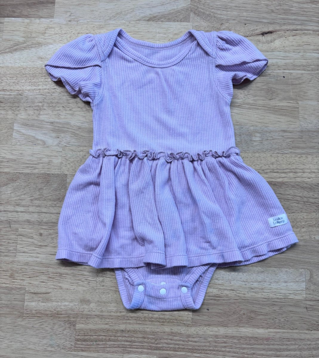 Loulou Lollipop Tencel Waffle Skirted Bodysuit 6–12M imperfect - Nest and Sprout - Consignment