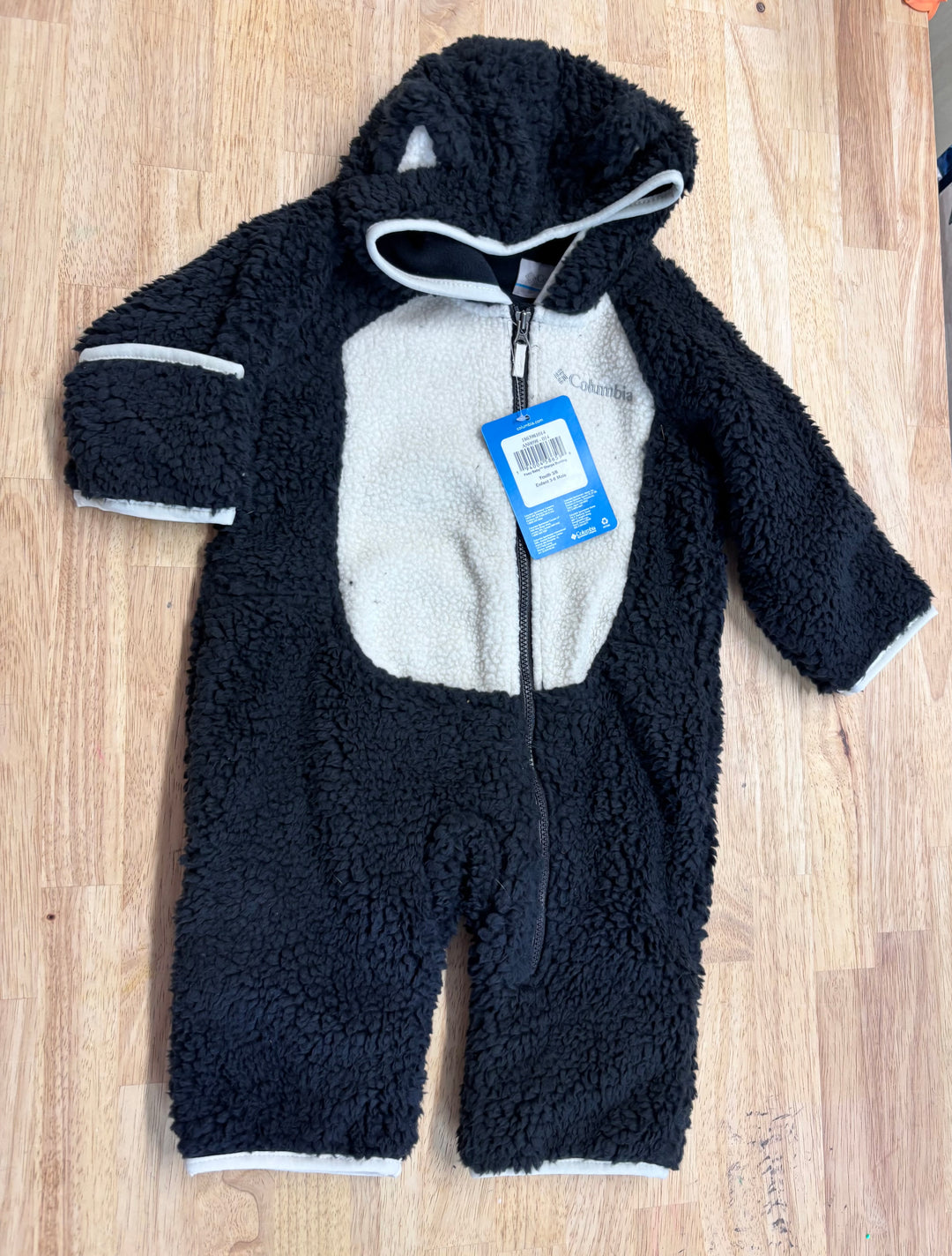 Columbia Bunting Suit Black/White 3–6M (NWT)