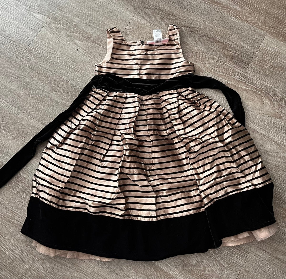 Bloome de Jeune Fille Size 6 Special Occasion Dress – Gold & Black Stripes - Nest and Sprout-Consignment