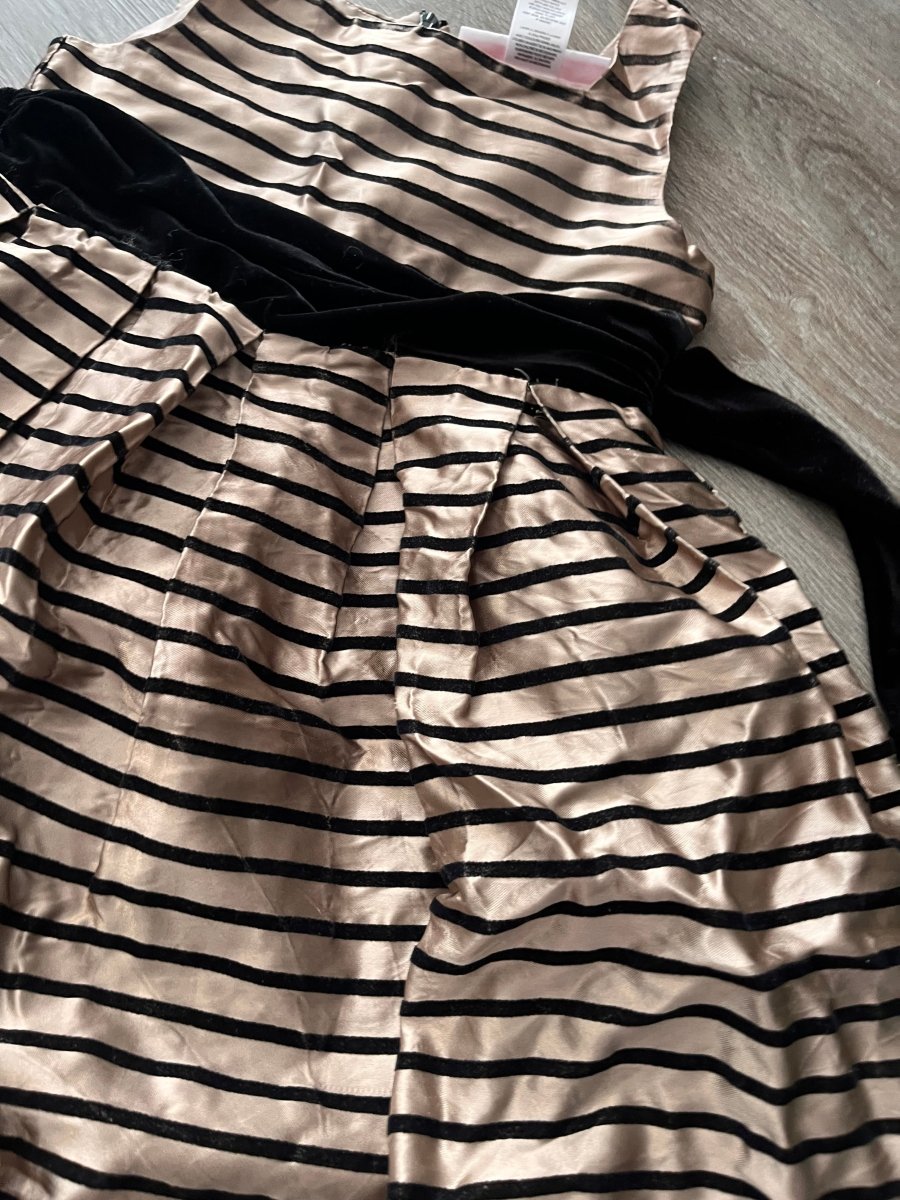Bloome de Jeune Fille Size 6 Special Occasion Dress – Gold & Black Stripes - Nest and Sprout-Consignment