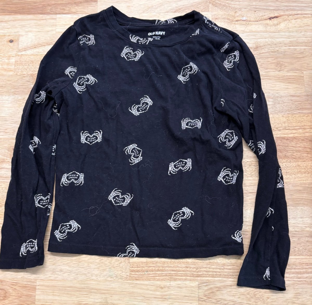 Old Navy 10–12 Years Softest Tee Long Sleeve Heart & Soul Graphic - Nest and Sprout-Consignment
