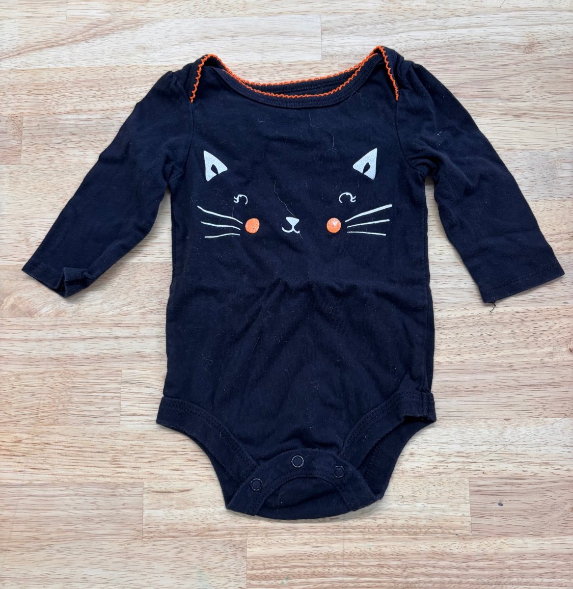 George 3-6M Halloween Onesie - Black Cat Face - Nest and Sprout-Consignment