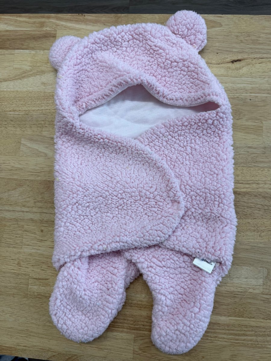 Pink Fleece Swaddle Blanket – One Size - Nest and Sprout - Consignment
