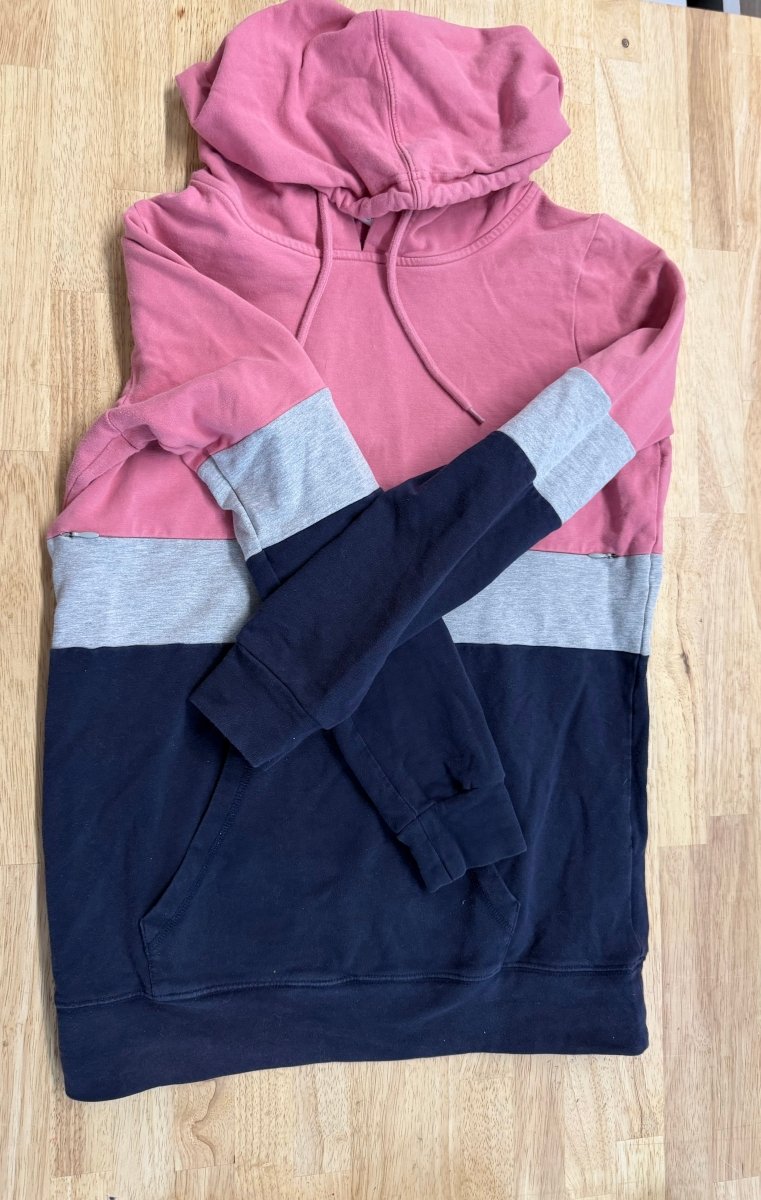 Cadenshae Nursing Hoodie – XS | Zip Access - Nest and Sprout - Consignment