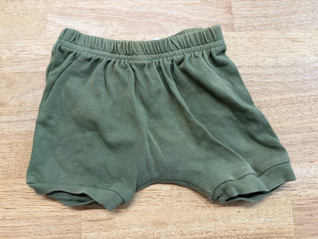 Parade Organics Shorts – 6–12M | Army Green - Nest and Sprout - Consignment