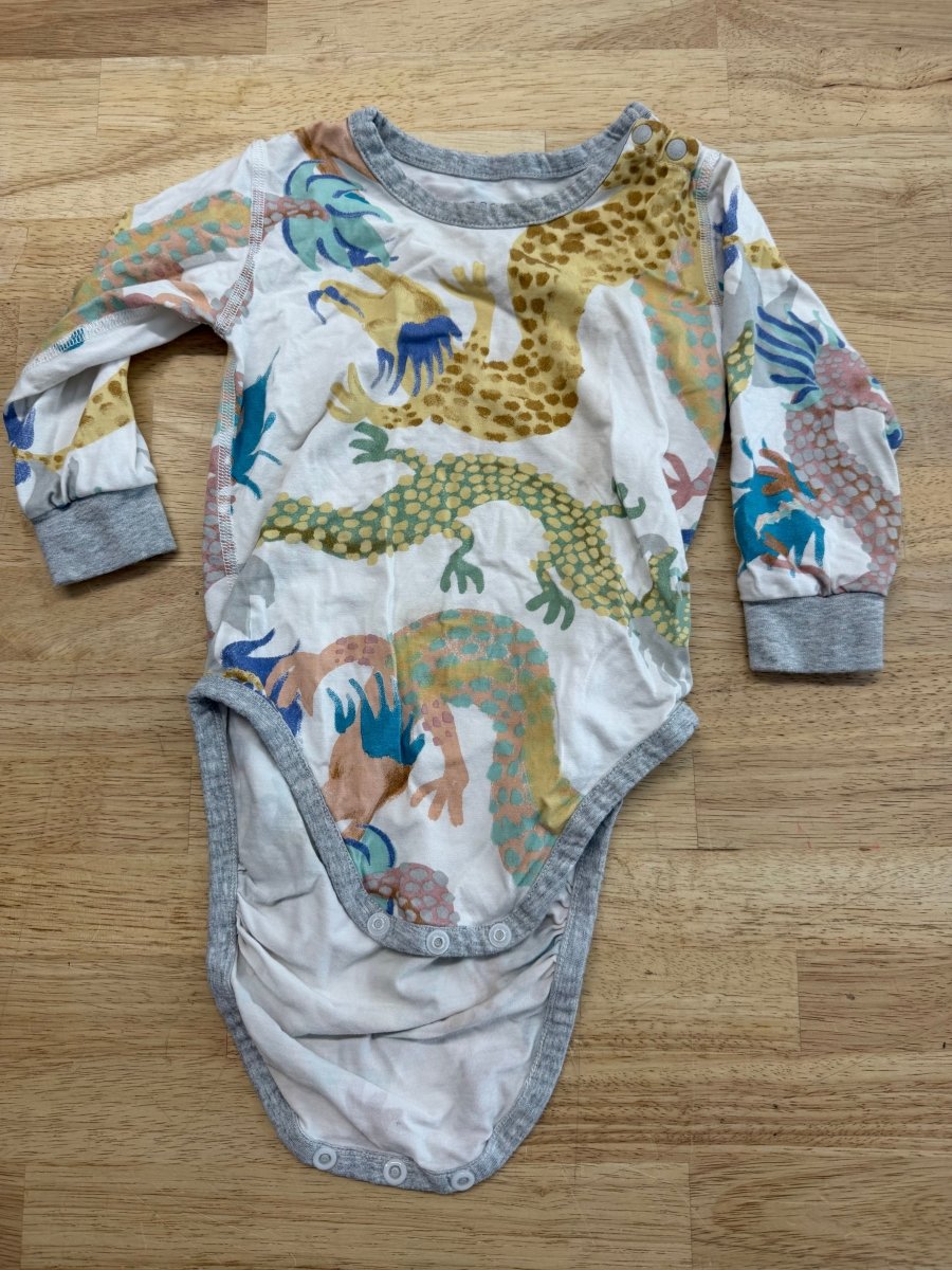 Nest Designs Bodysuit – 12–18M | Bamboo Dancing Dragon - Nest and Sprout - Consignment