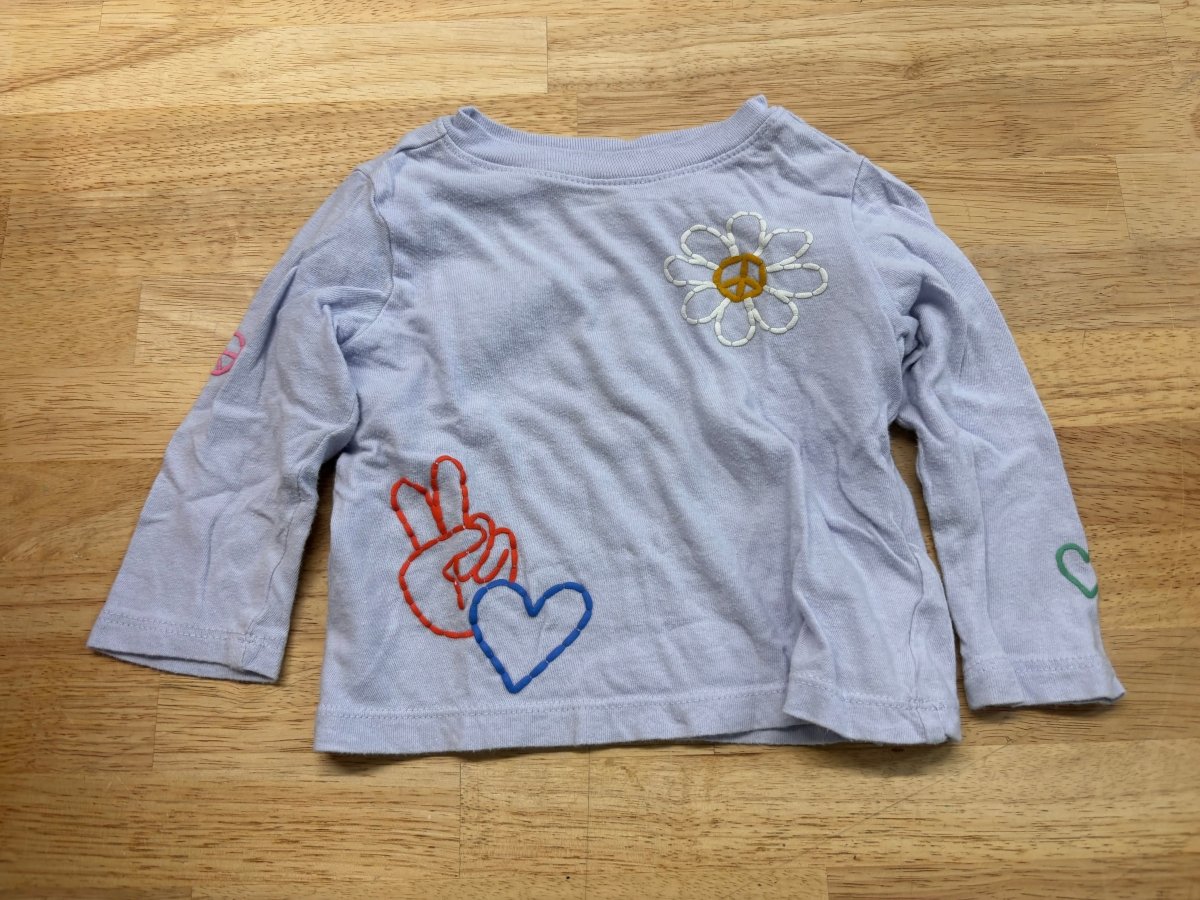 Old Navy 12–18 Months Graphic Shirt – Peace Symbols - Nest and Sprout - Consignment