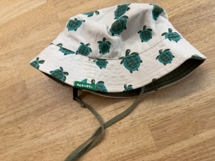 Parade Organics Reversible Sun Hat – 52cm | Turtle Print - Nest and Sprout - Consignment