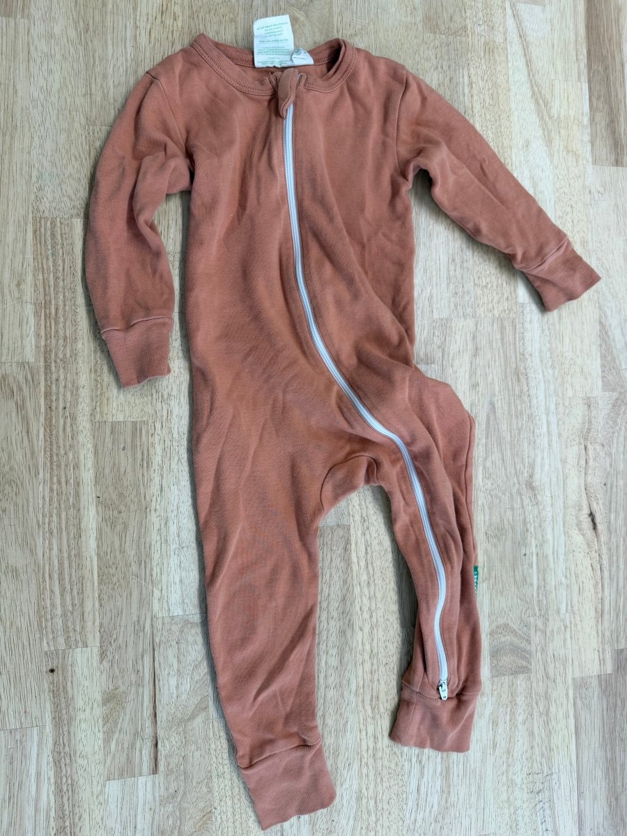 Parade Organics Footless Sleeper – 12–18M | Caramel Two - Way Zip - Nest and Sprout - Consignment
