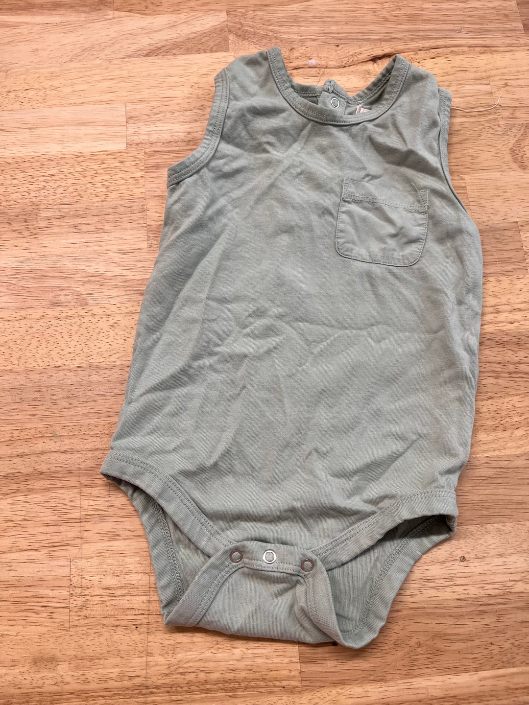 Pehr 12–18M Green Tank Bodysuit