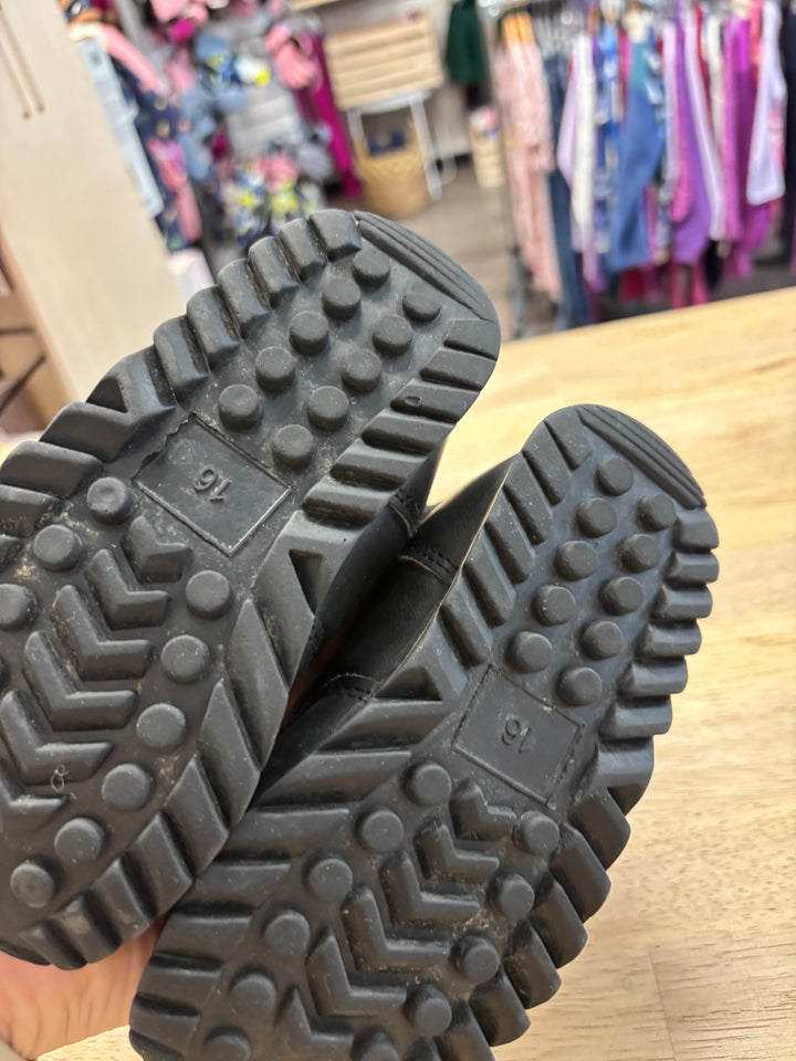 Jan & Jul Size 9 Puffy Winter Boots