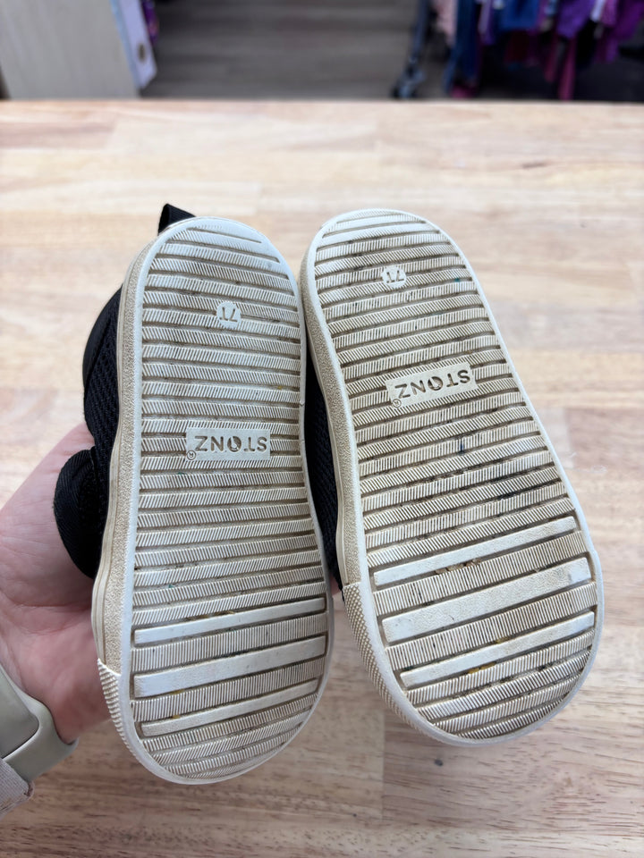 Stonz 7T Black Canvas Shoes