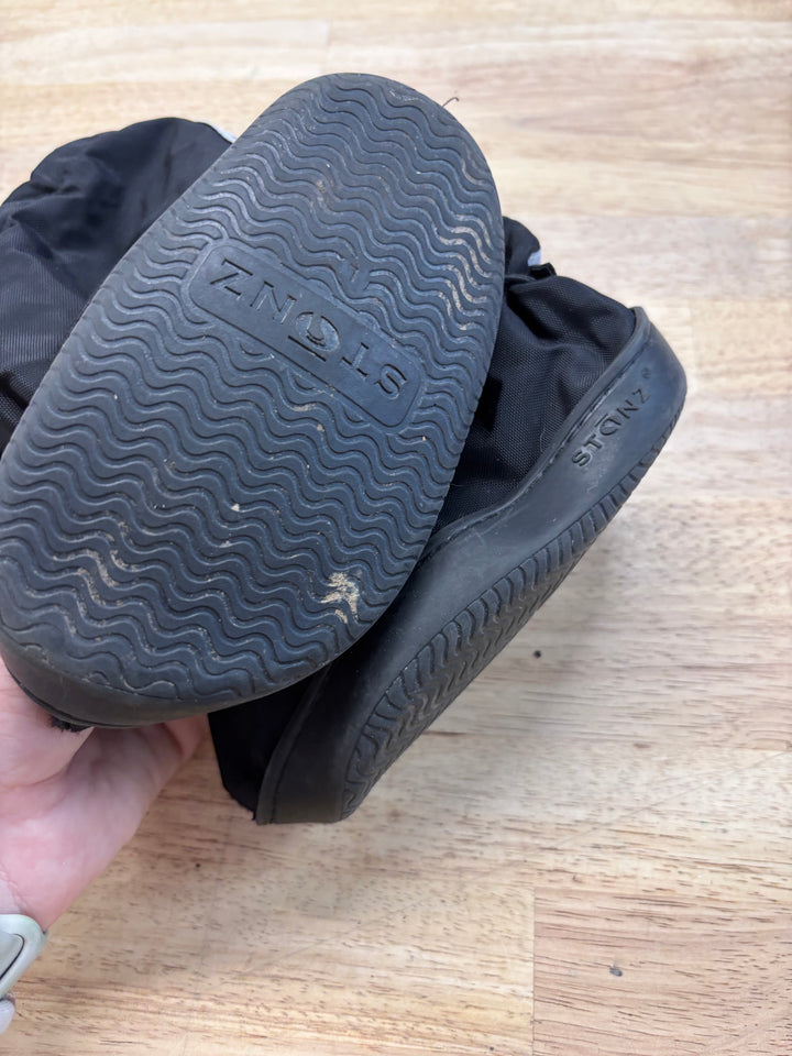 Stonz Booties – Large Black (Lined)