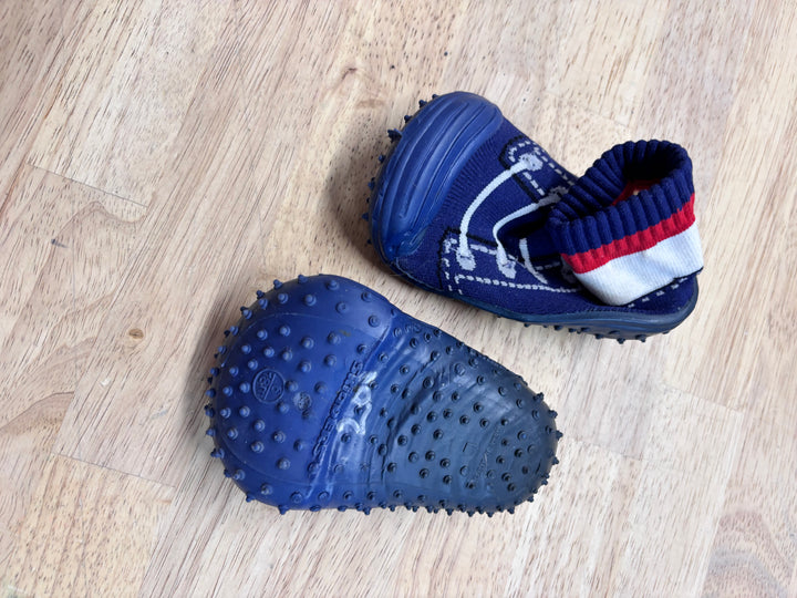 Jelly Skidders Sock Shoes Size 6