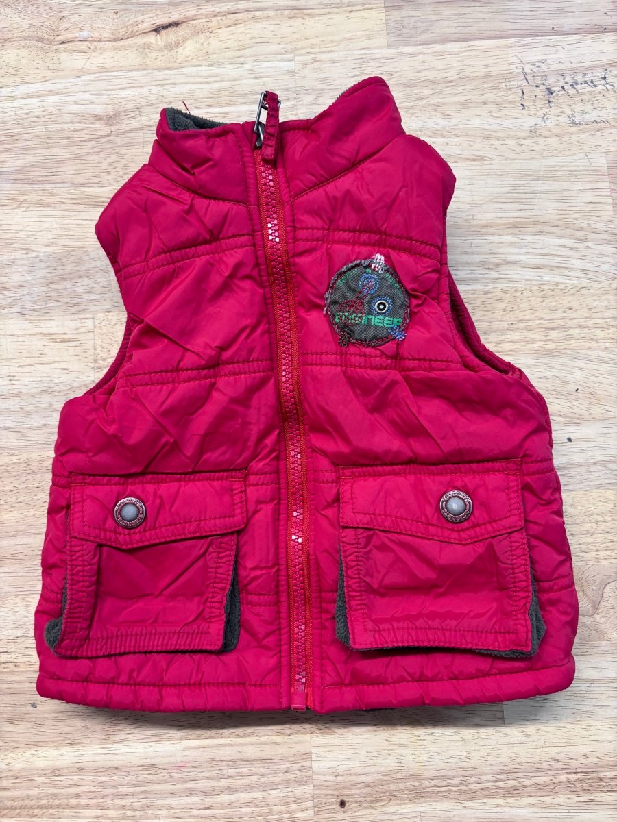 Krickets Elite 18M Red Insulated Vest - Nest and Sprout - Consignment