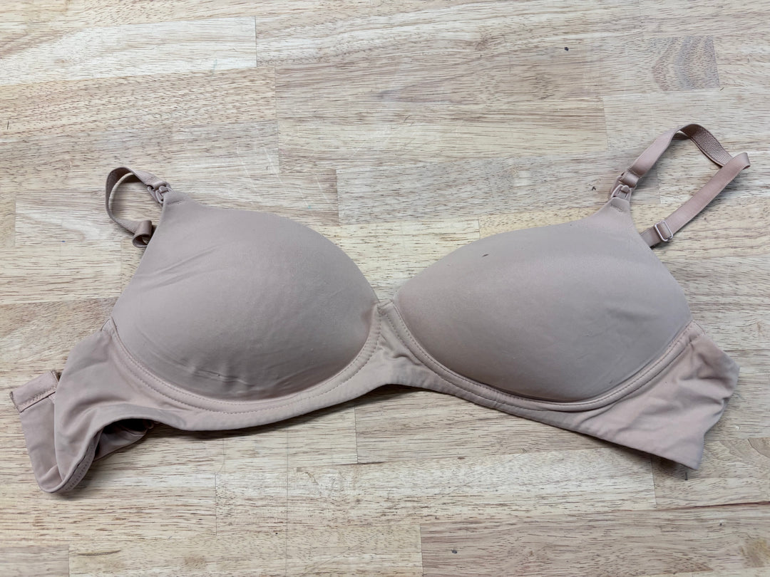 Gap Maternity Nursing Bra – Medium Nude
