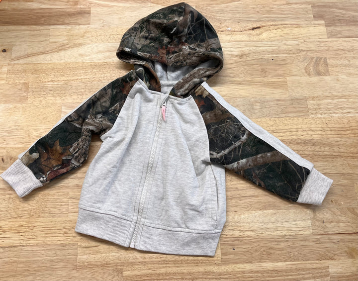 Bass Pro Shops Size 6M Zip-Up Hoodie