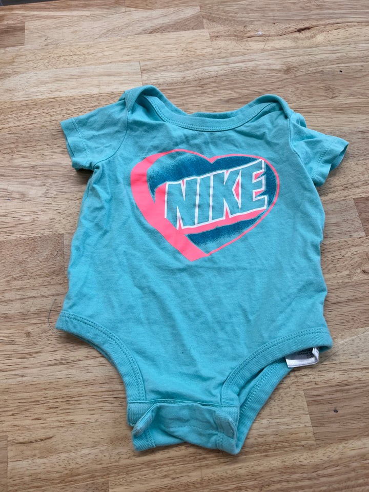 Nike Size 6M Bodysuit