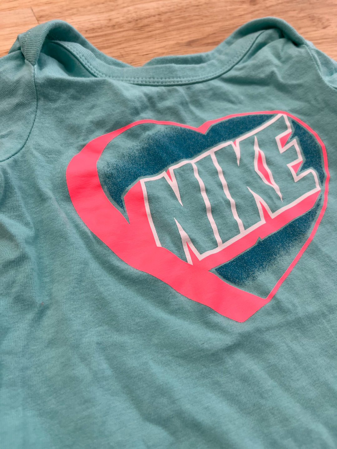 Nike Size 6M Bodysuit