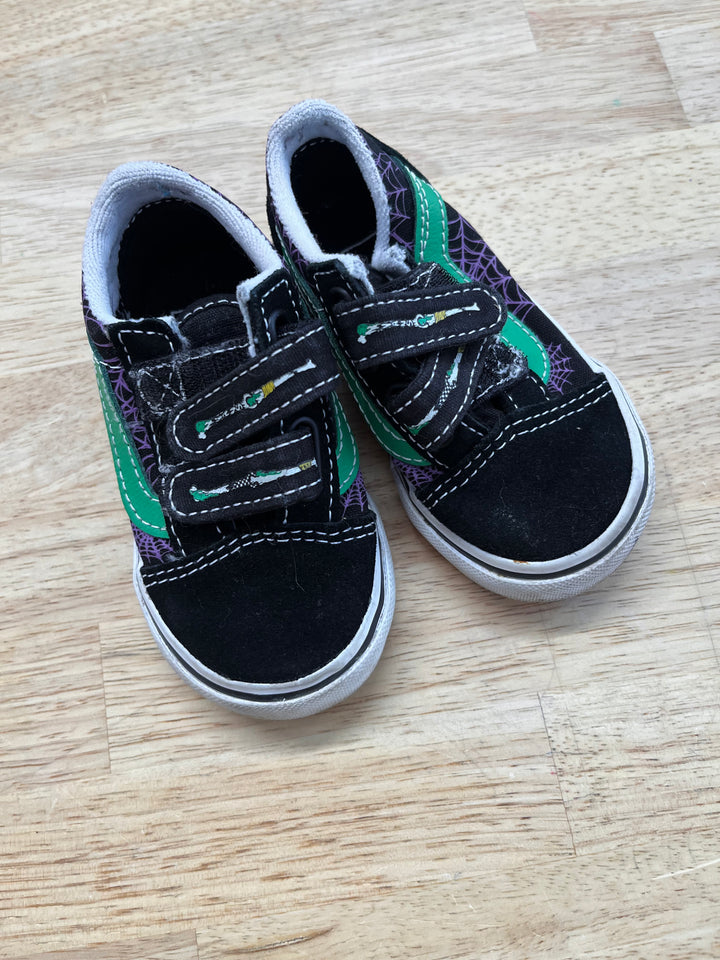 Vans Sneakers Size 5 | Glow in the Dark Spider WEb