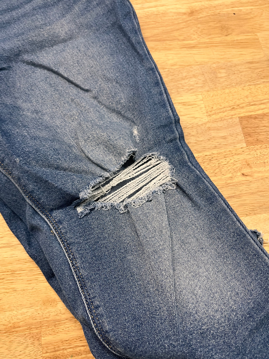 Old Navy Maternity Rockstar Super Skinny Jeans – Size 14