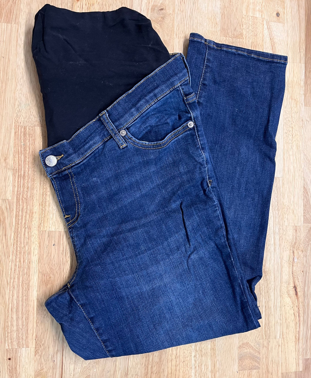 Gap Maternity Jeans – Size 14/32