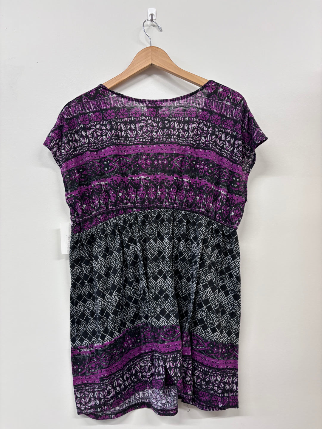 Motherhood Maternity Top (Size XL, Purple and Black V-Neck)