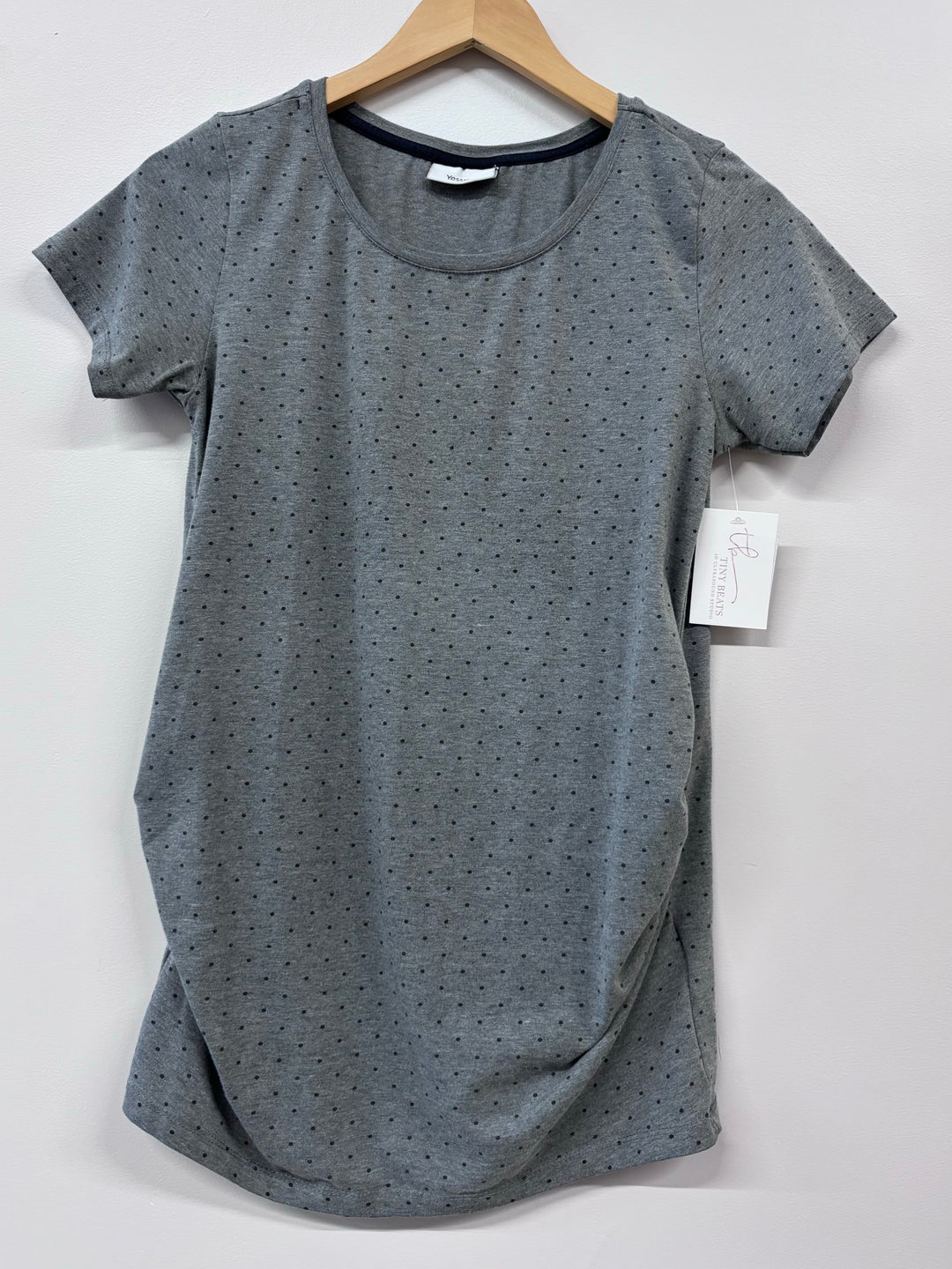 Yessica Maternity Top (Size Small, Heather Grey with Polka Dots)