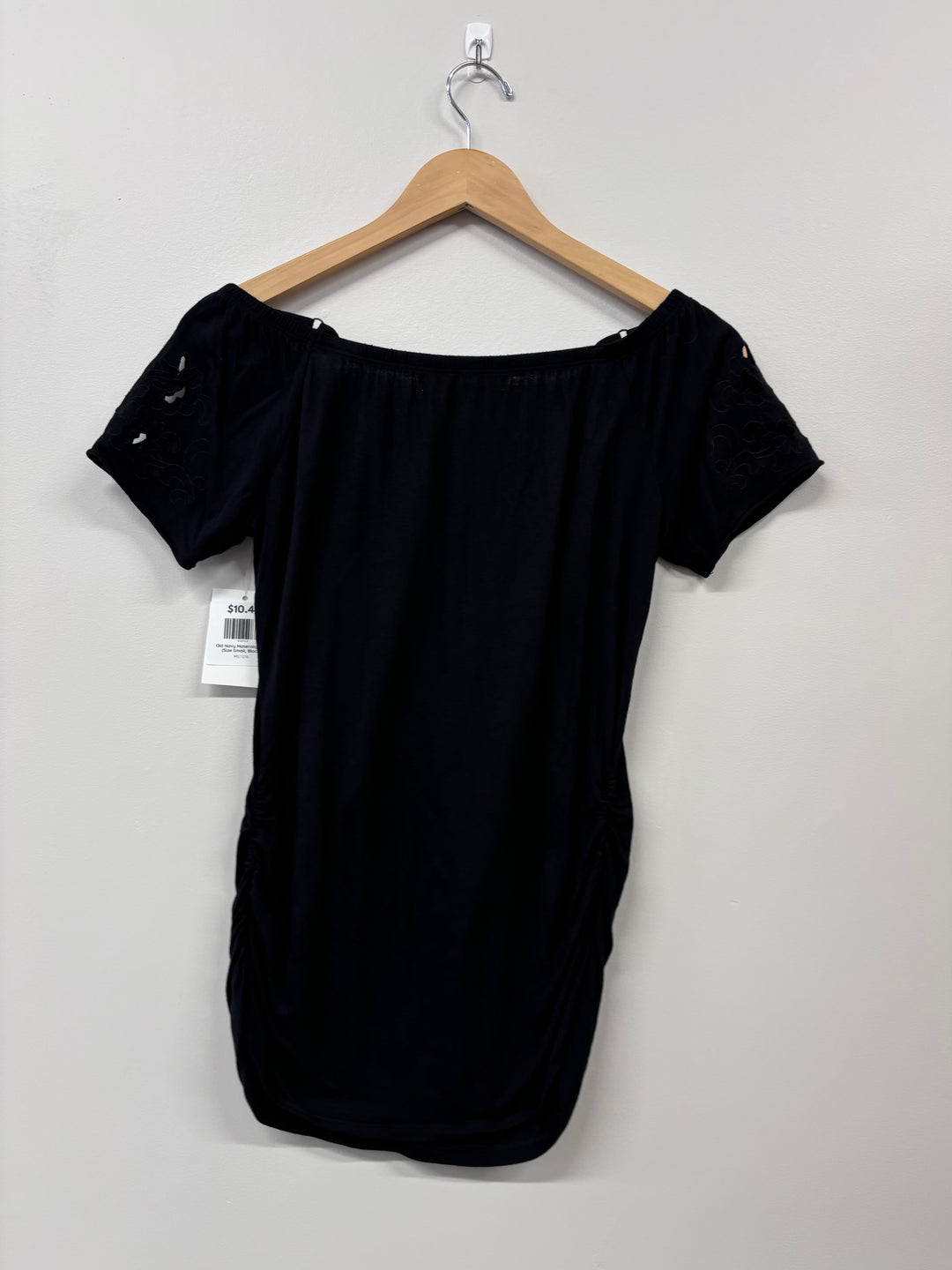 Old Navy Maternity Top (Size Small, Black)